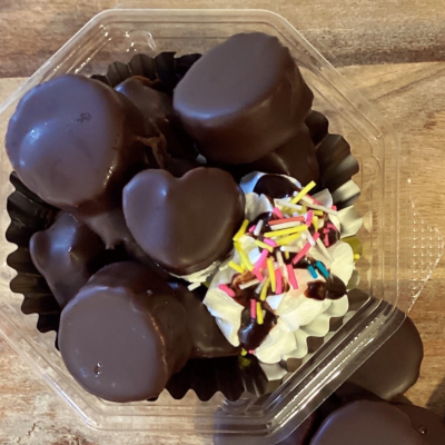 カップ入りチョコバナナ・仕入れ 卸 業務用 小売店 ギフト クリスマス バレンタイン ホワイトデー プレゼント